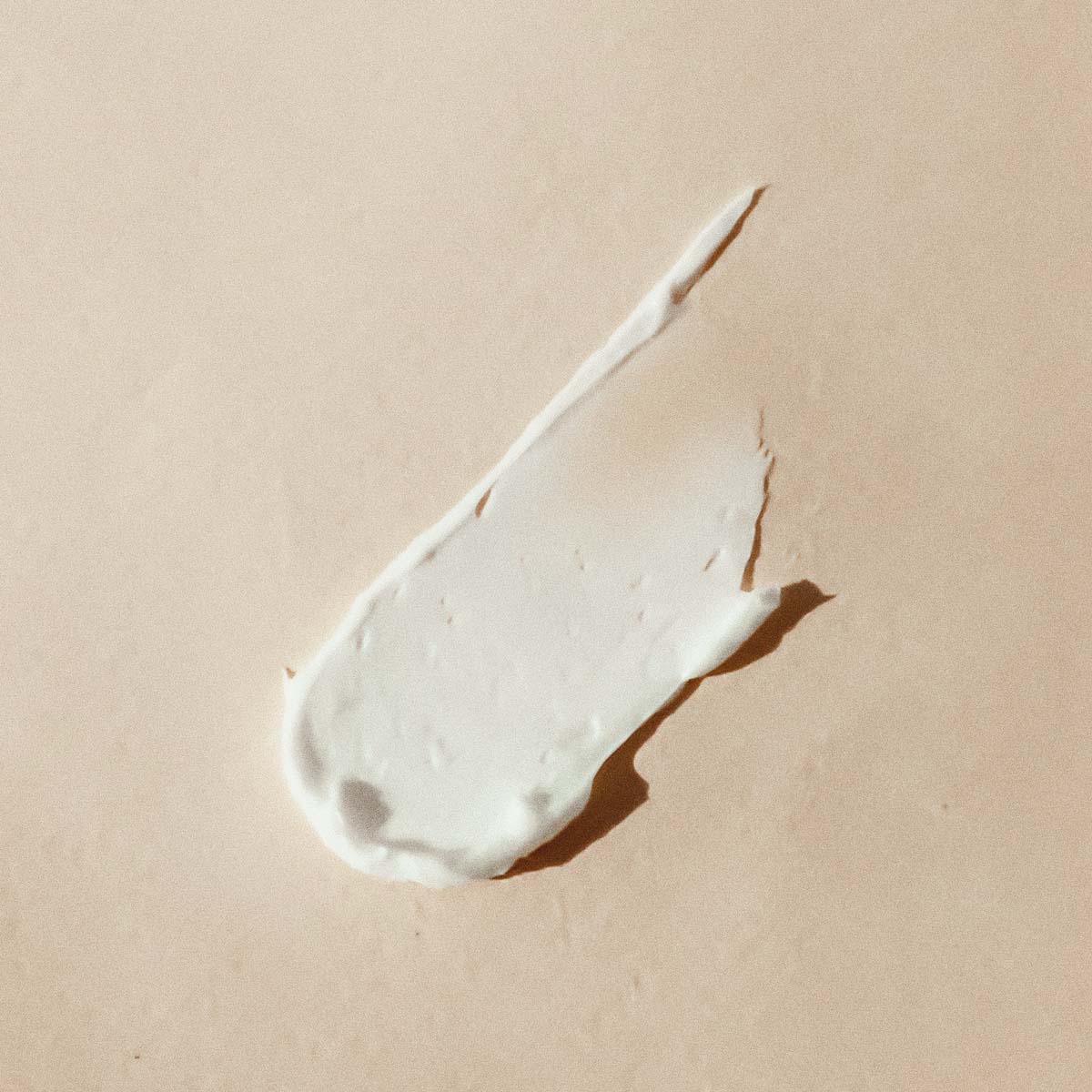 Fettige und ölige Haut: Pflege und Behandlung