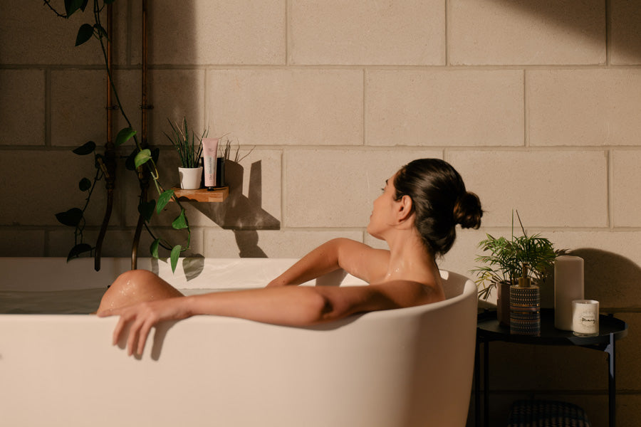 Ein Health-Spa in Deinem Zuhause – Das solltest Du über die gesundheitlichen Effekte des Badens wissen